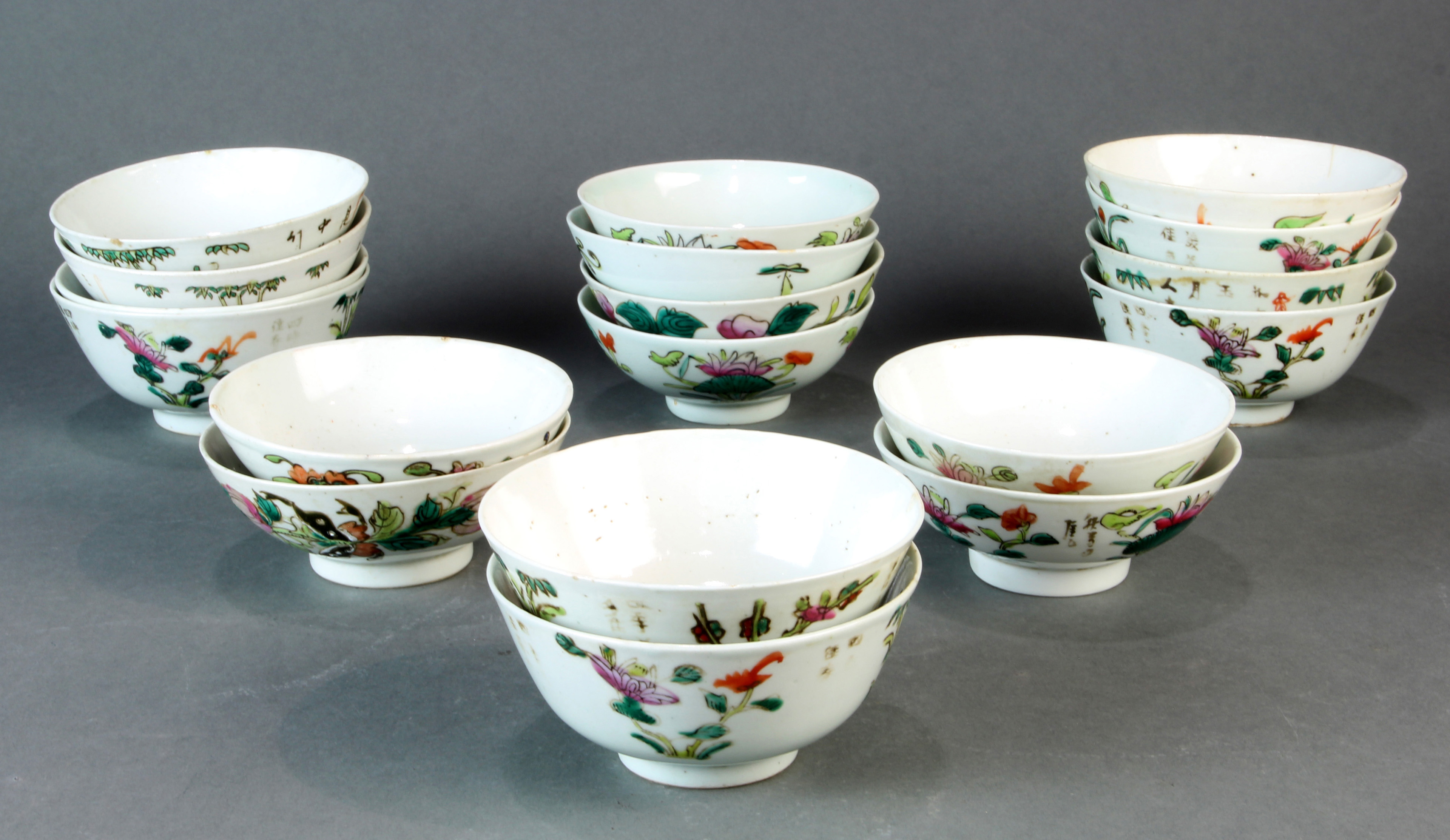 (LOT OF 18) CHINESE FAMILLE ROSE