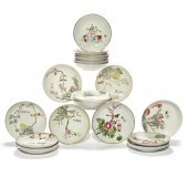 (LOT OF 18) FAMILLE ROSE SAUCE