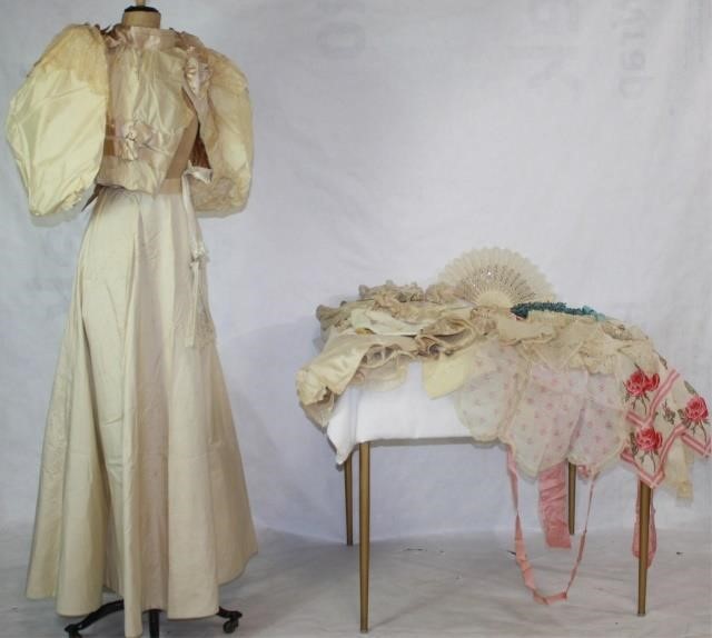 LOT OF 1890S VICTORIAN TROUSSEAU