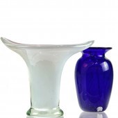 (LOT OF 2) ART GLASS GROUP, CO
