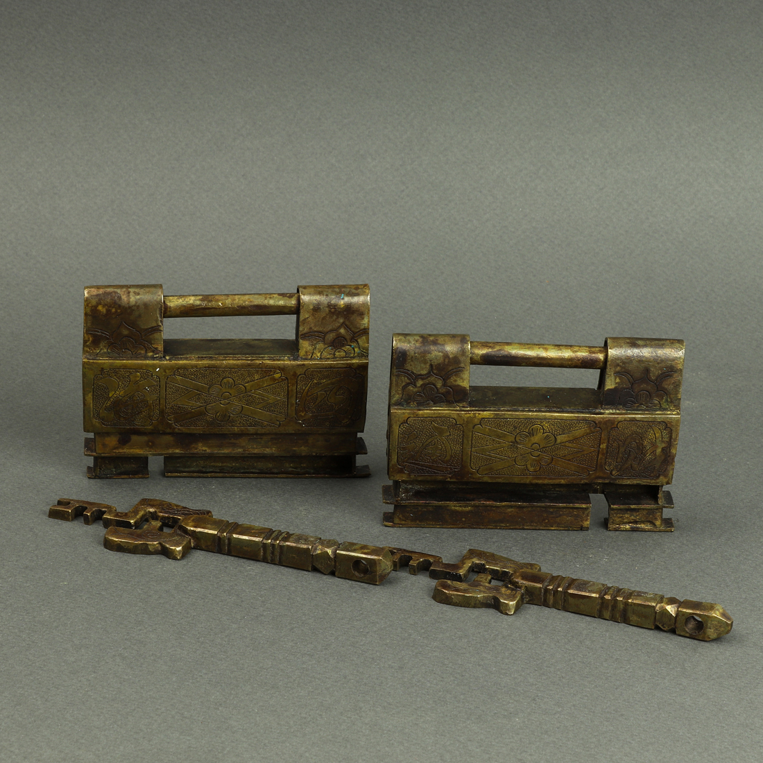 (LOT OF 2) CHINESE BRASS LOCKS (lot
