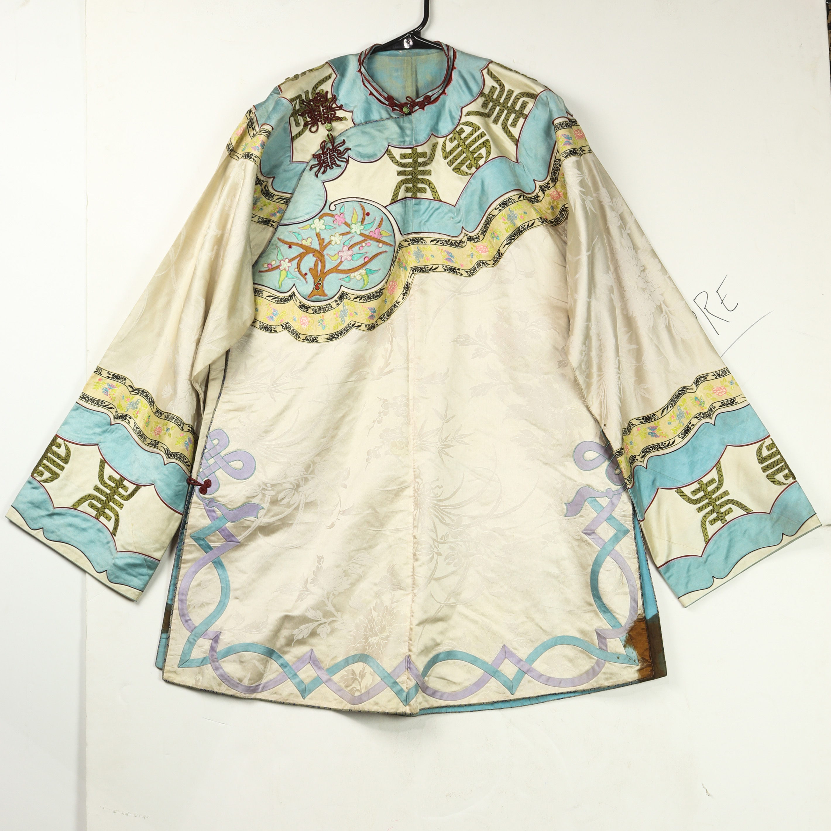 (LOT OF 2) CHINESE EMBROIDERED SILK
