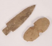 Lot of 2 contemporary flints.