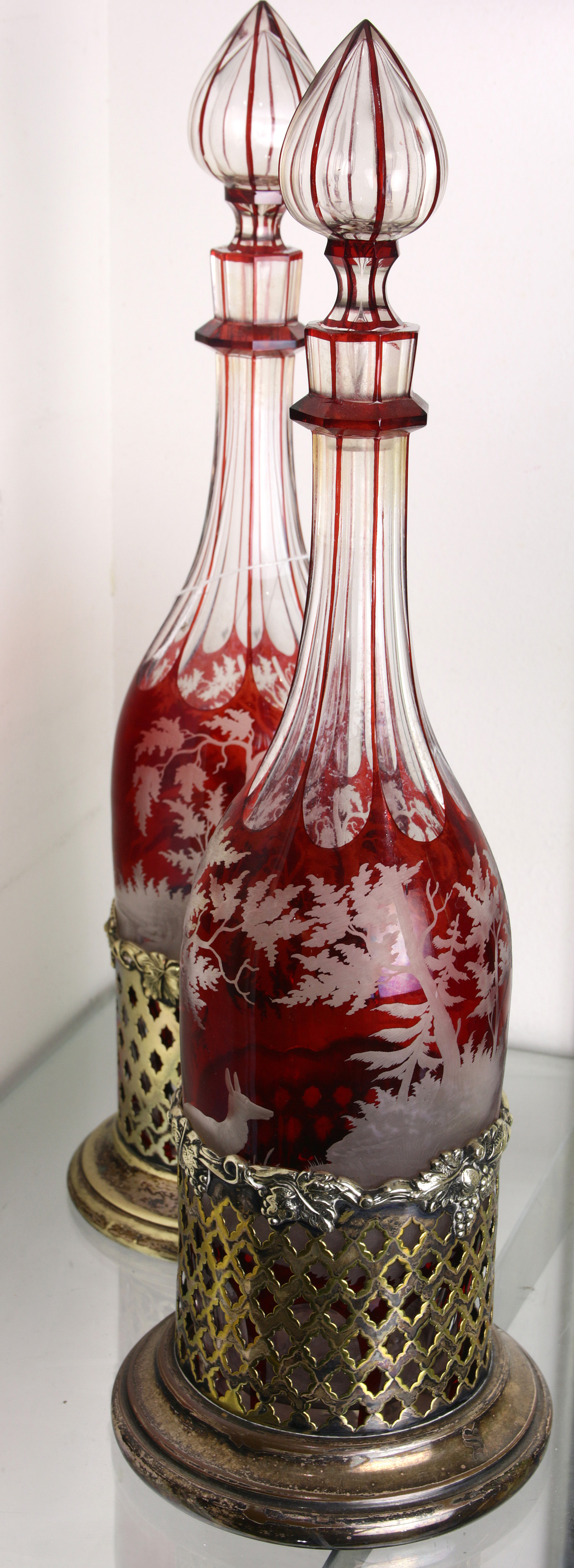 (LOT OF 2) CONTINTENTAL CRANBERRY
