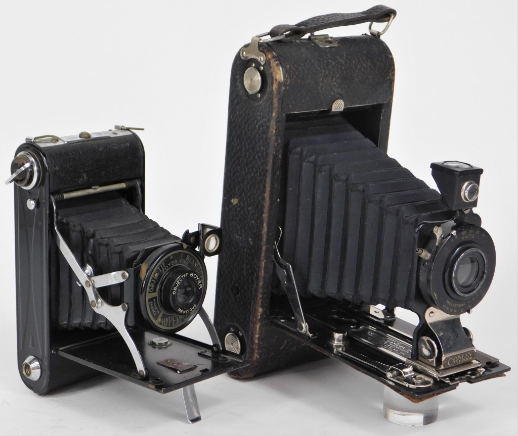 LOT OF 2 FOLDING CAMERAS #2 Lot