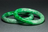(LOT OF 2) GREEN JADEITE BANGL