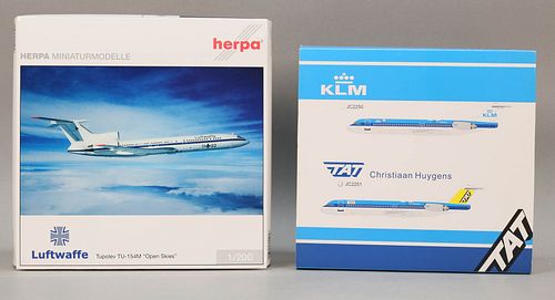 LOT OF 2 KLM CHRISTIAAN HUYGENS