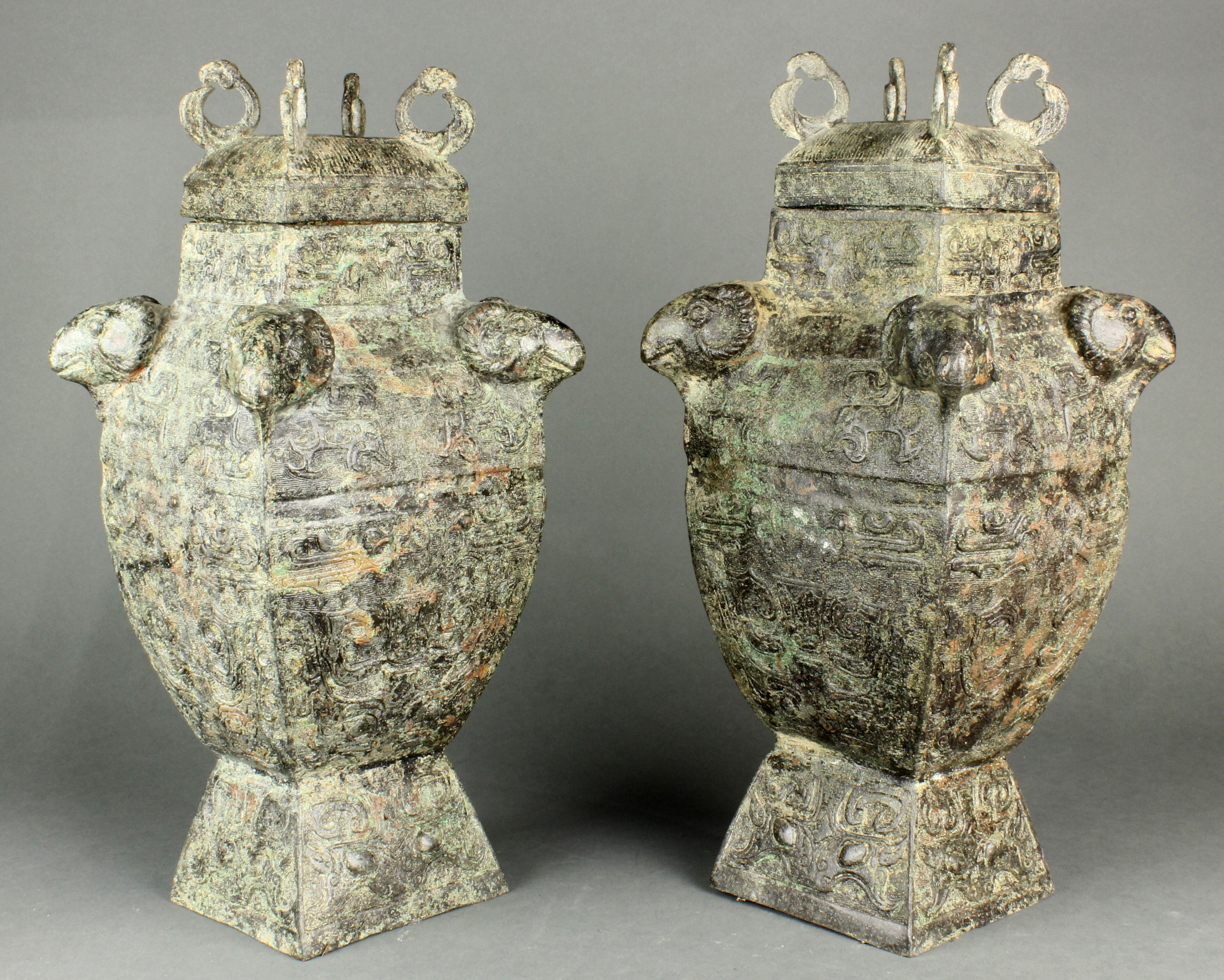 (LOT OF 2) PAIR OF CHINESE