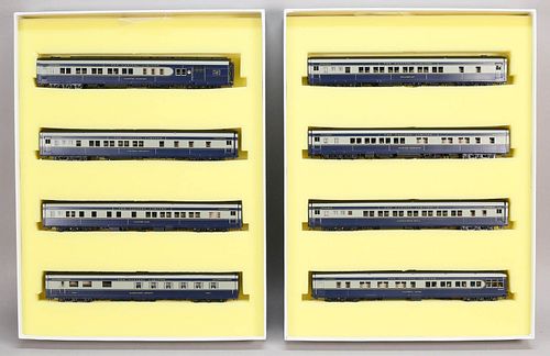 LOT OF 2 - THE COACH YARD - 8 CAR
