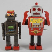 Lot of 2: Tin Robot Toys. <br