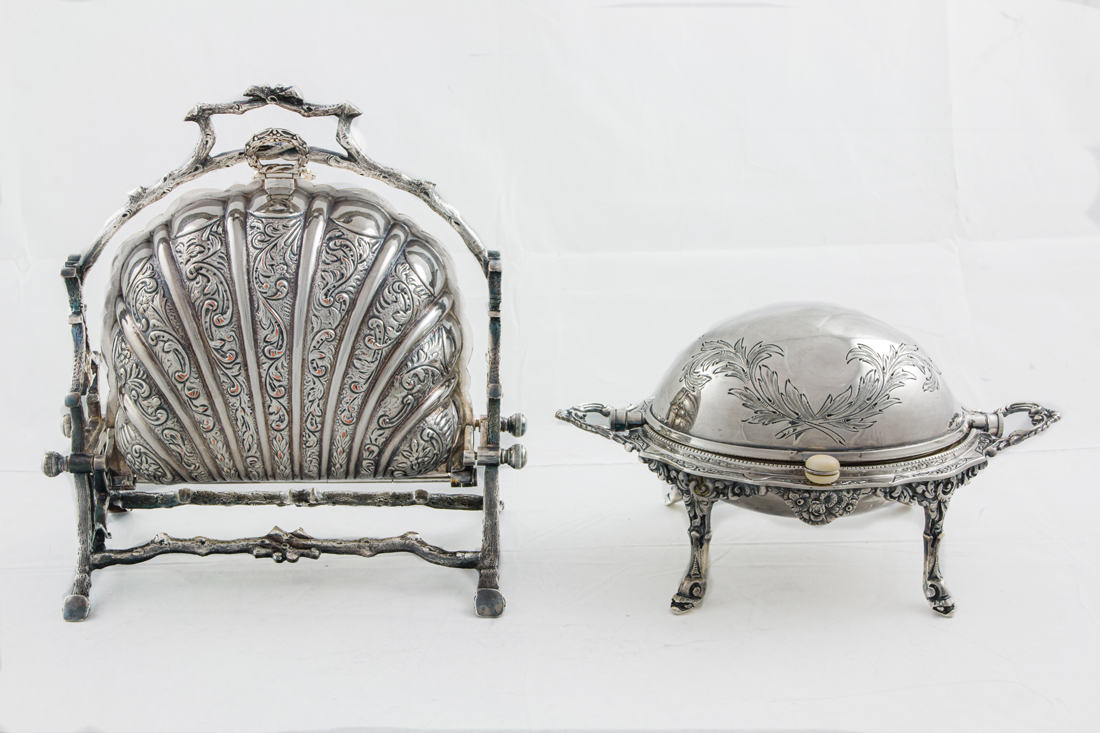 (LOT OF 2) VICTORIAN SILVER PLATE
