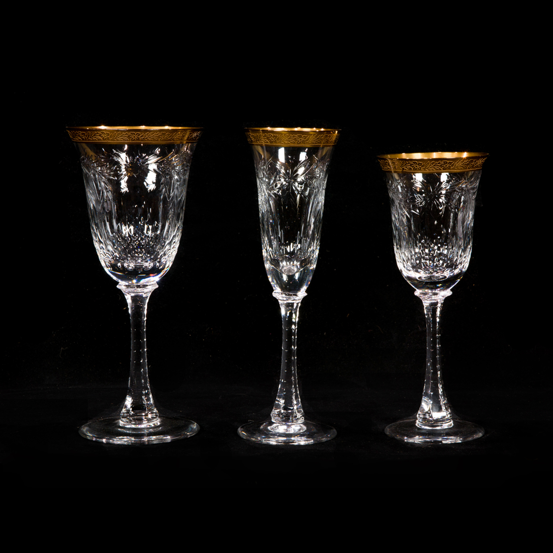 (LOT OF 29) A CUT GLASS AND