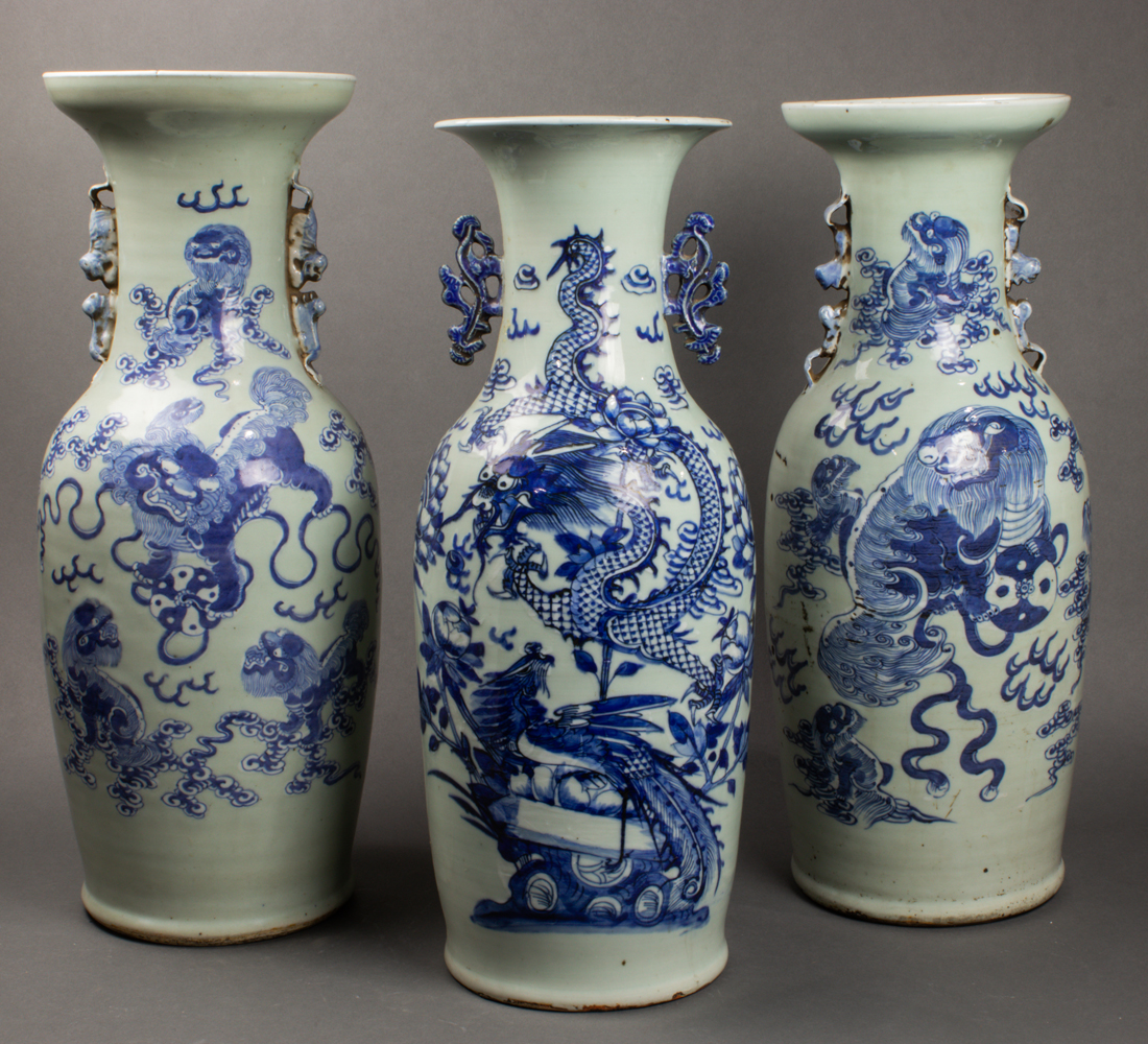 (LOT OF 3) CHINESE BLUE AND WHITE