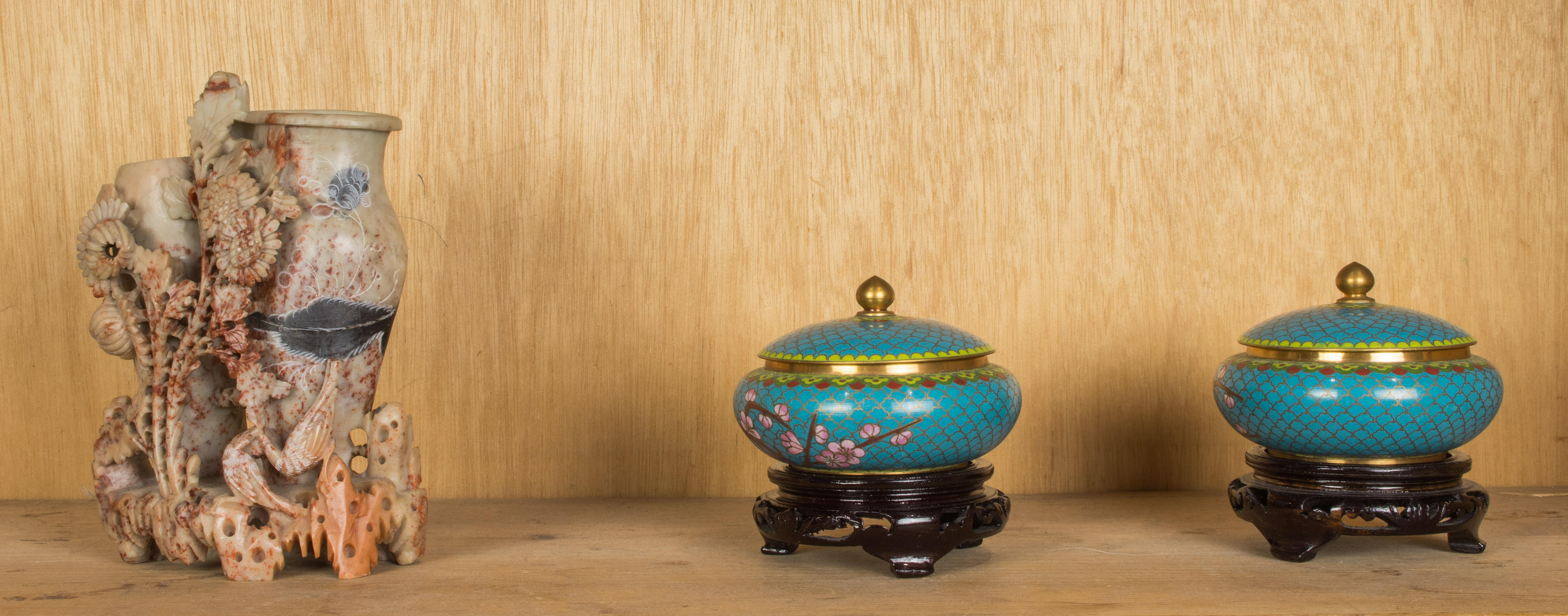 (LOT OF 3) CHINESE DECORATIVE