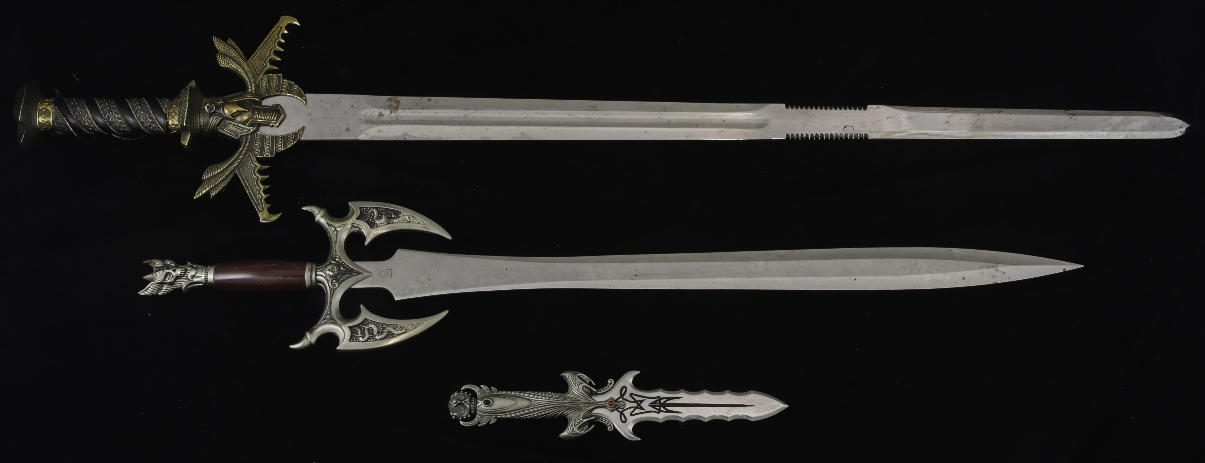 (LOT OF 3) FANTASY SWORDS (lot of
