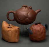 (LOT OF 3) YIXING TEAPOTS (lot