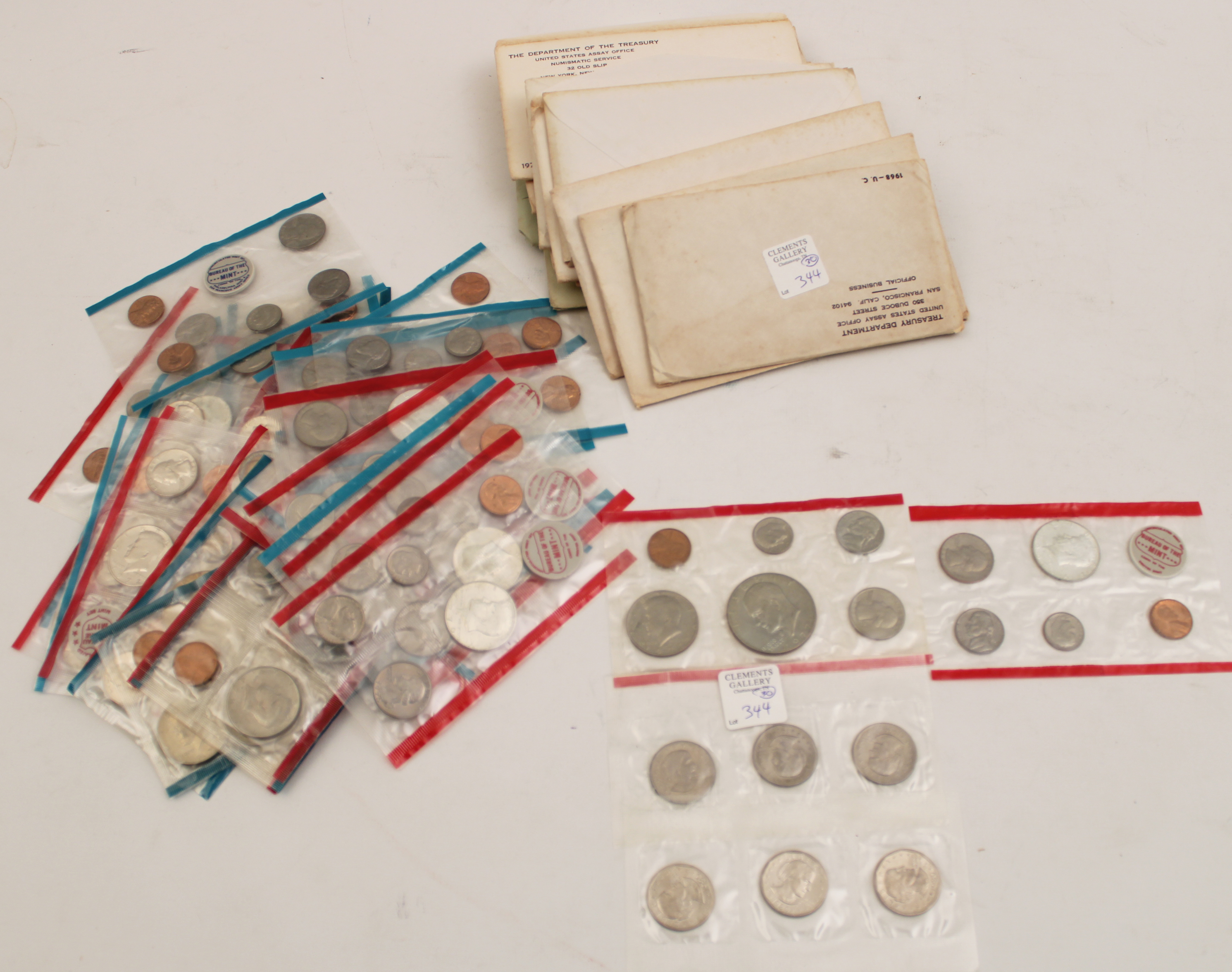 LOT OF 30 SETS OF UNCIRCULATED