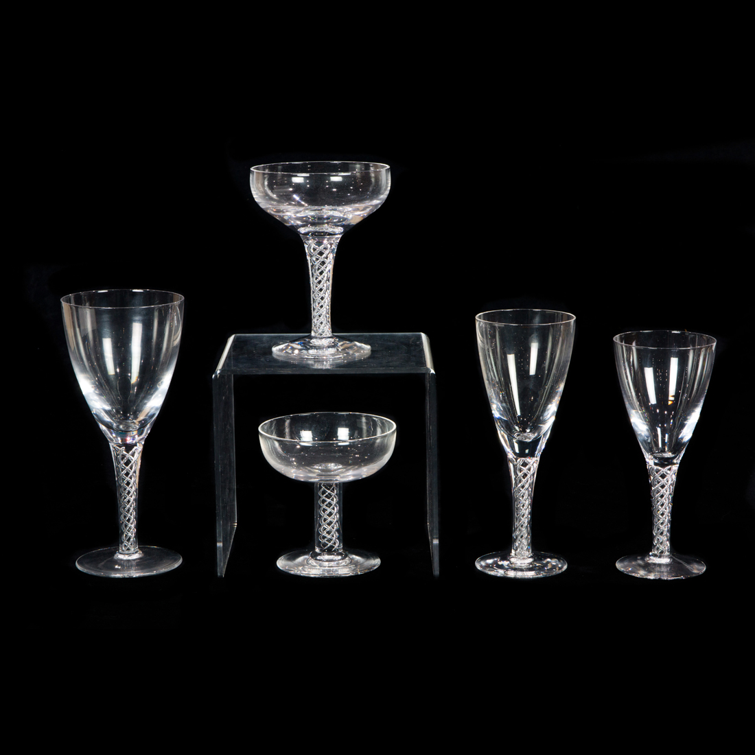 (LOT OF 31) STUART AIRTWIST GLASS