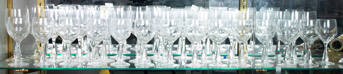 (LOT OF 34) SPODE CUT GLASS SUITE
