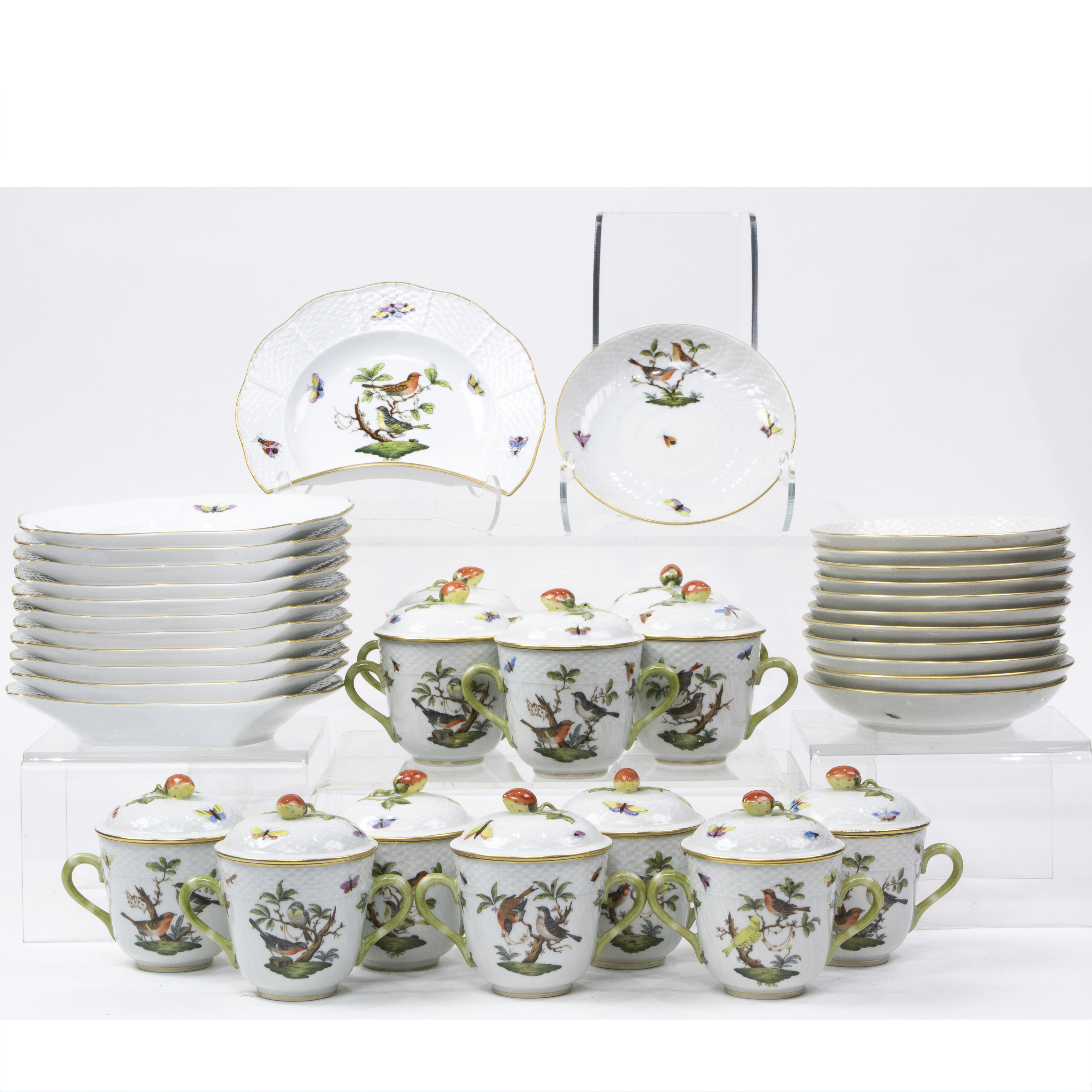 (LOT OF 36)  COLLECTION OF HEREND