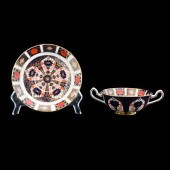 (LOT OF 38) ROYAL CROWN DERBY