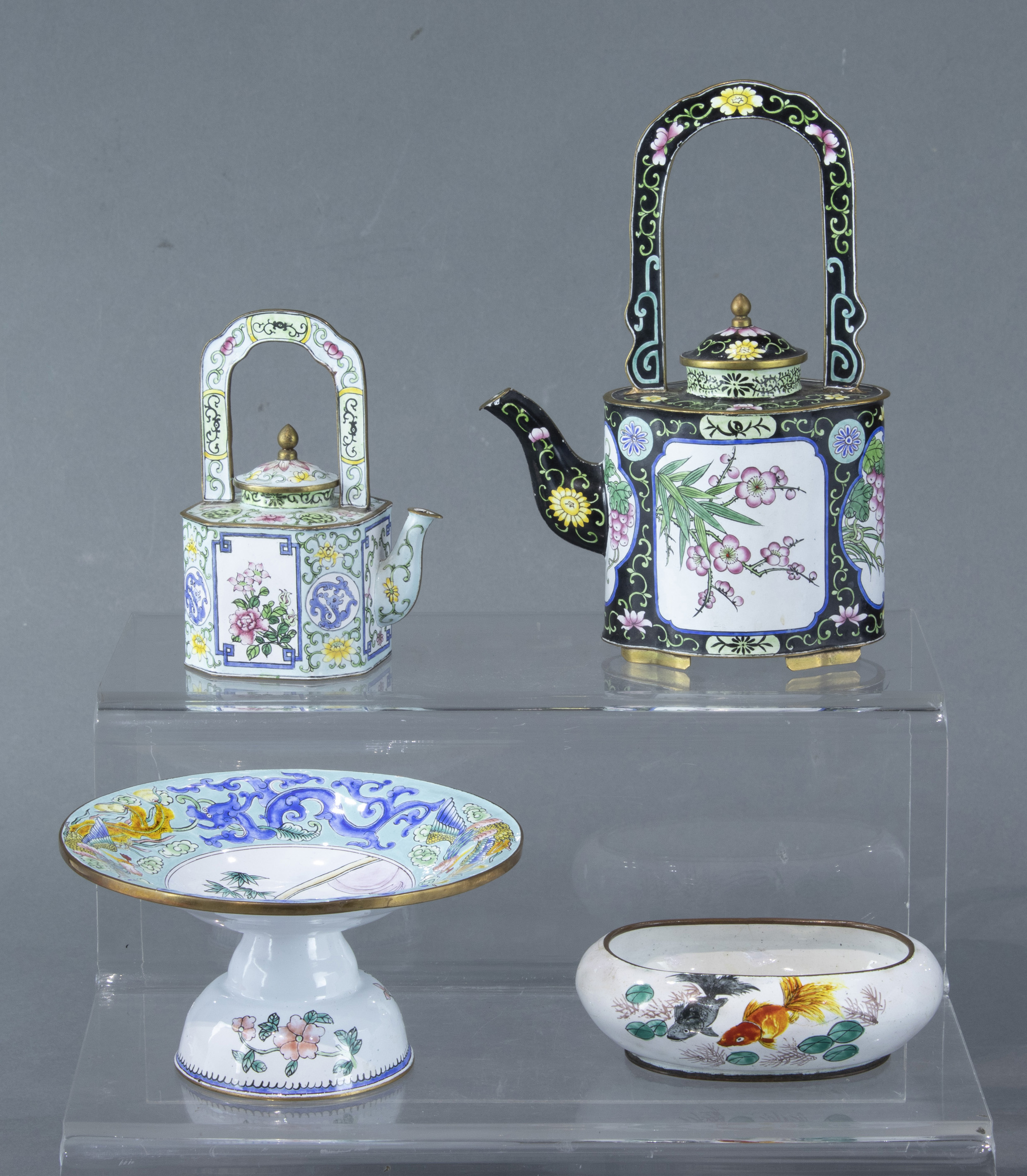 (LOT OF 4) CHINESE CANTON ENAMEL