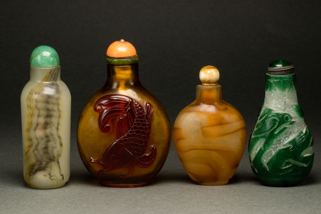 (LOT OF 4) CHINESE GLASS SNUFF