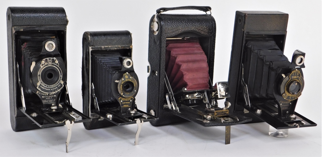 LOT OF 4 KODAK FOLDING PROJECT