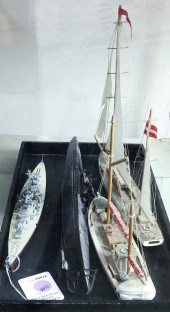 (LOT OF 4) SMALL MODEL BOATS (