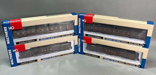 LOT OF 4 WALTHERS BAGGAGE/SLEEPER