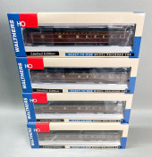 LOT OF 4 WALTHERS READY TO RUN