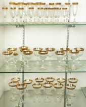 (LOT OF 48) SUITE OF GILT RIMM