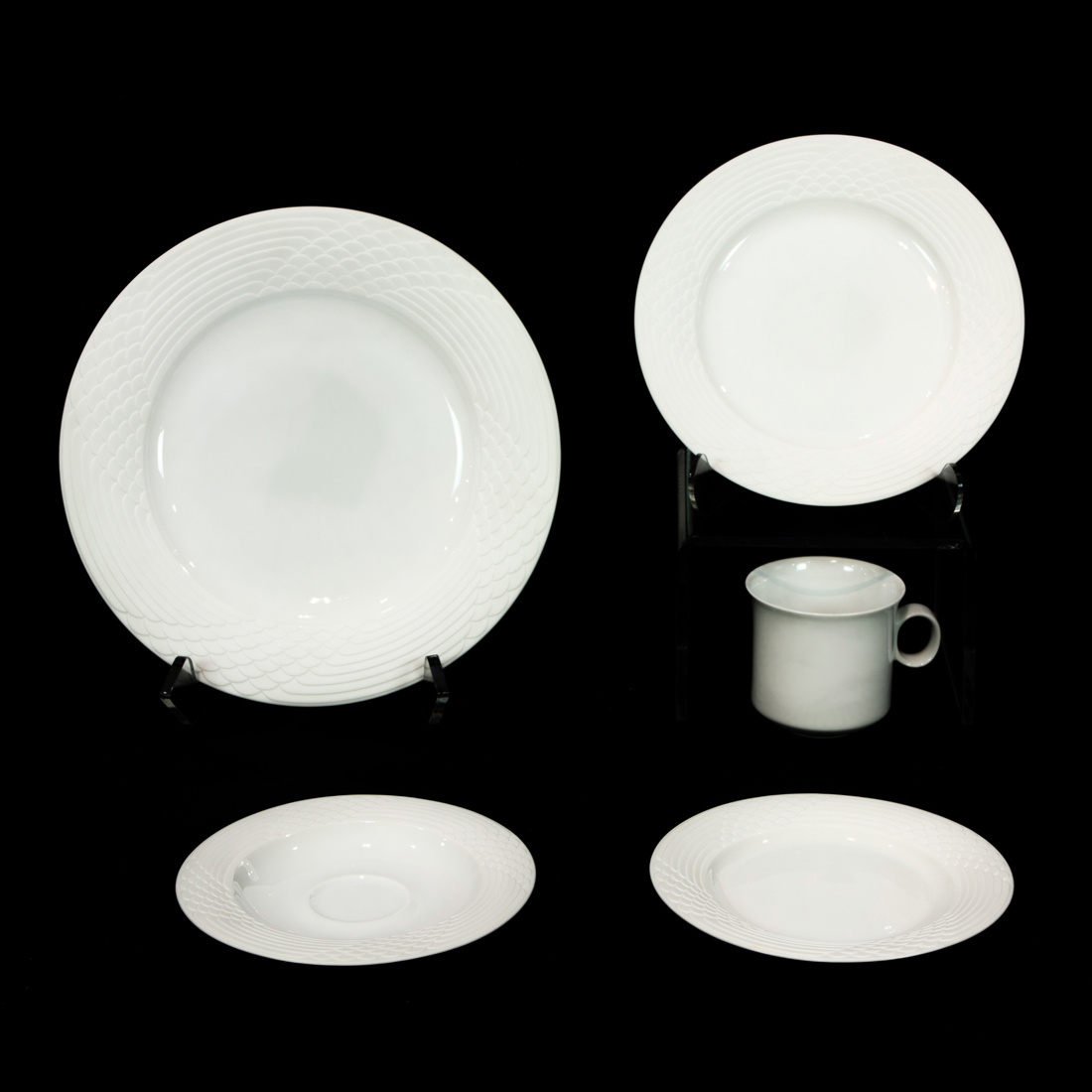 (LOT OF 49) A HUTCHENREUTHER