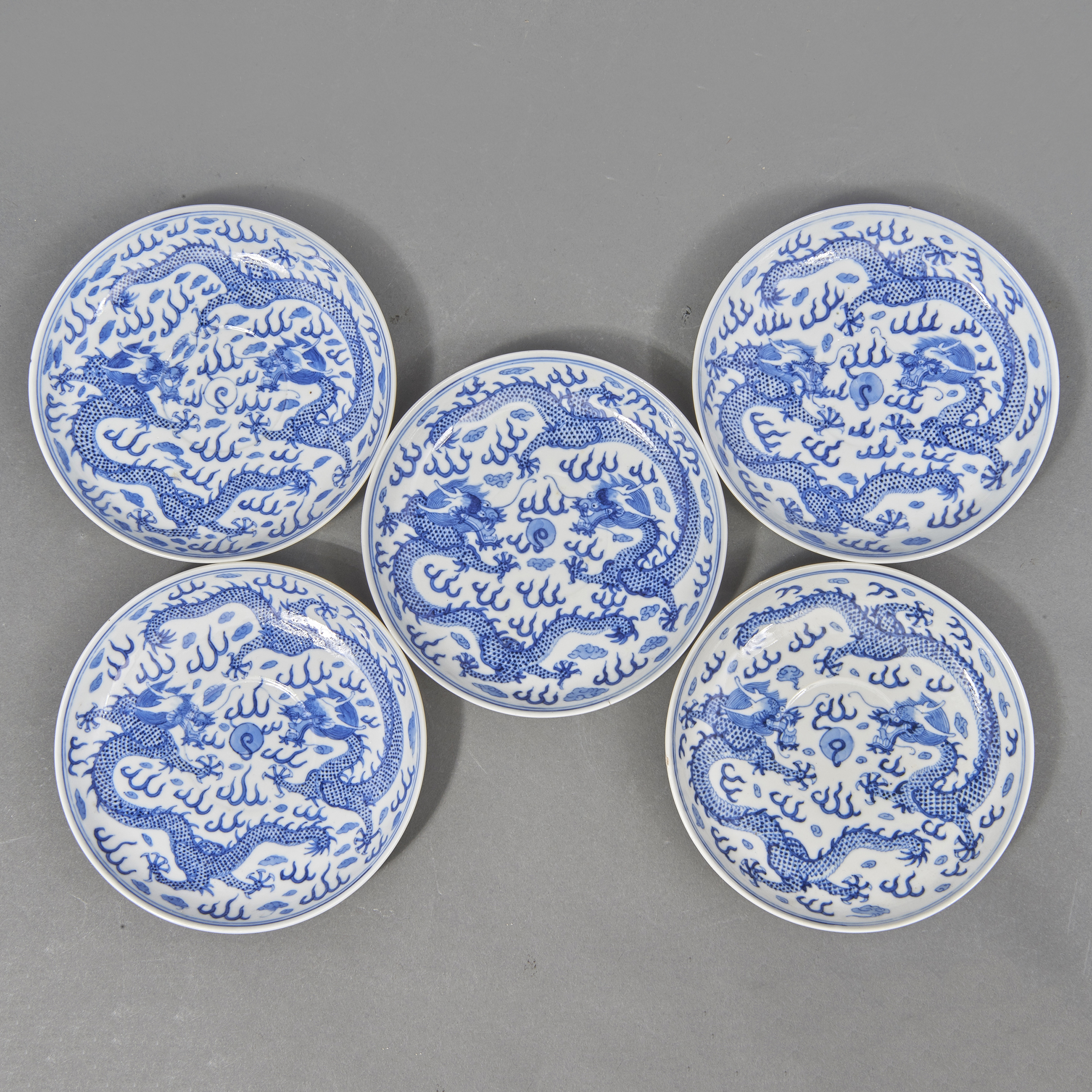 (LOT OF 5) CHINESE BLUE AND WHITE