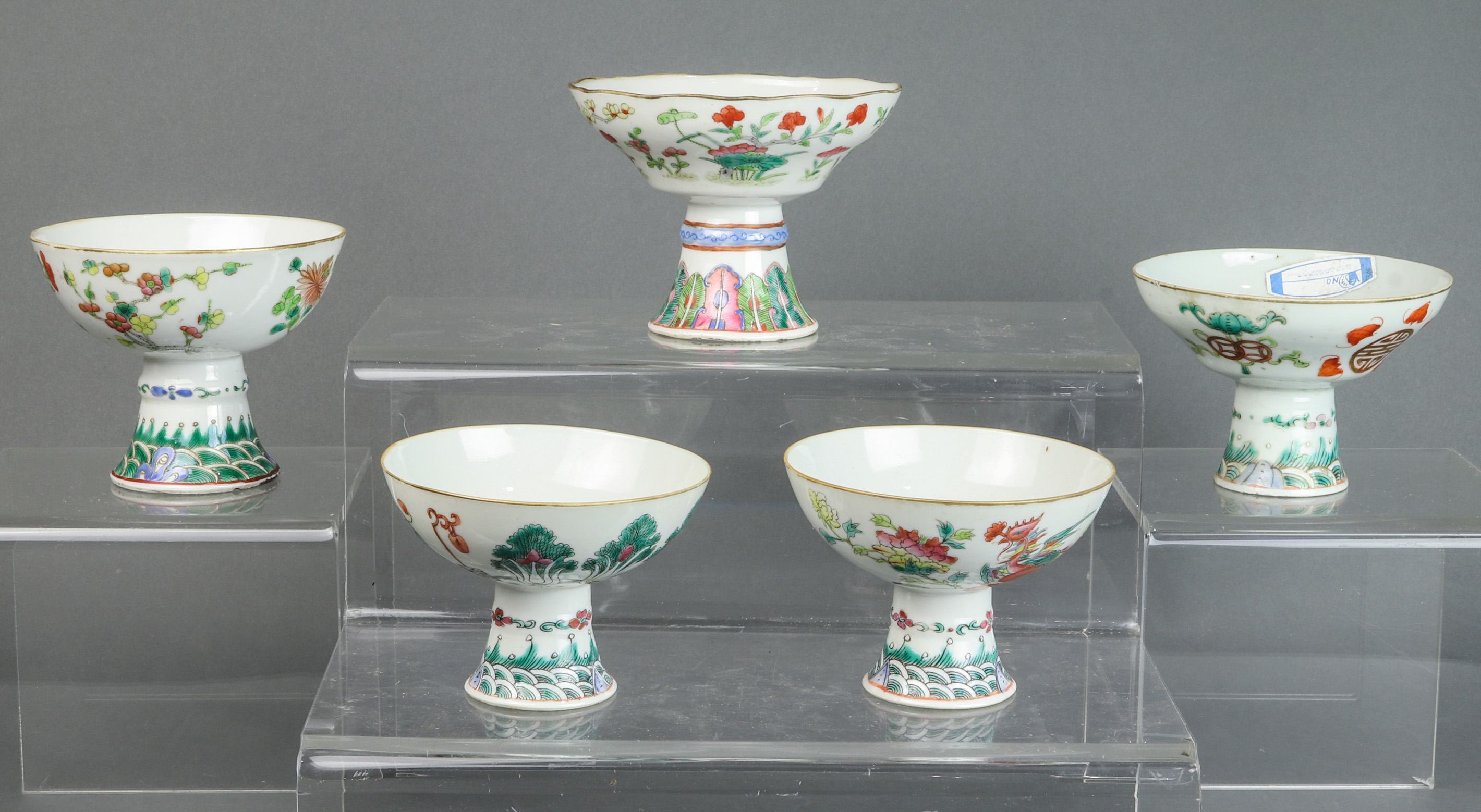 (LOT OF 5) CHINESE FAMILLE ROSE