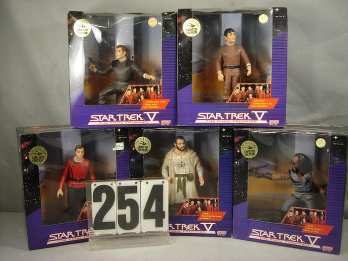Lot of 5 Star Trek Figures, mint in