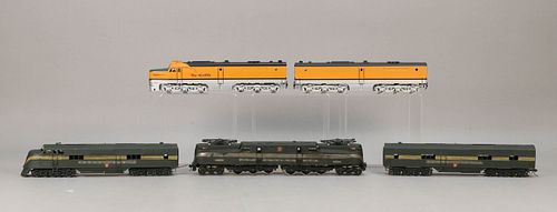 LOT OF 5 TRAINS- PA RR GG1, PA RR