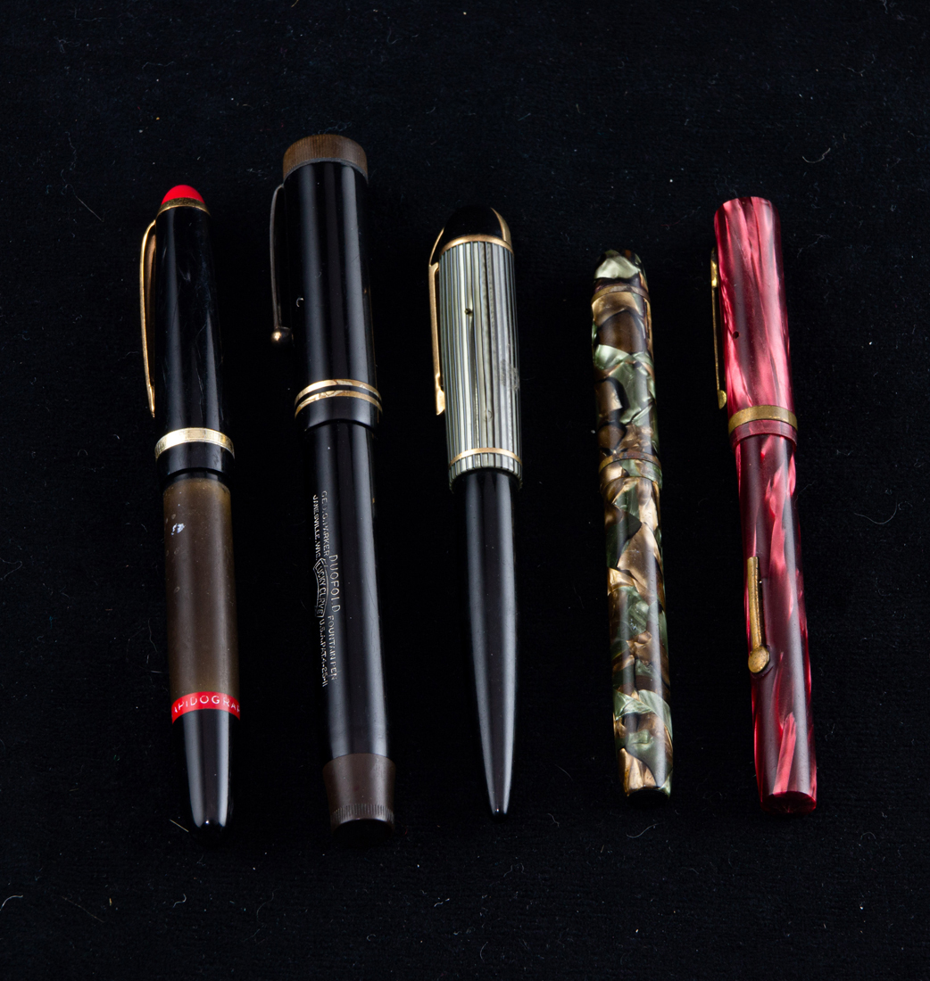 (LOT OF 5) VINTAGE FOUNTAIN PENS: A
