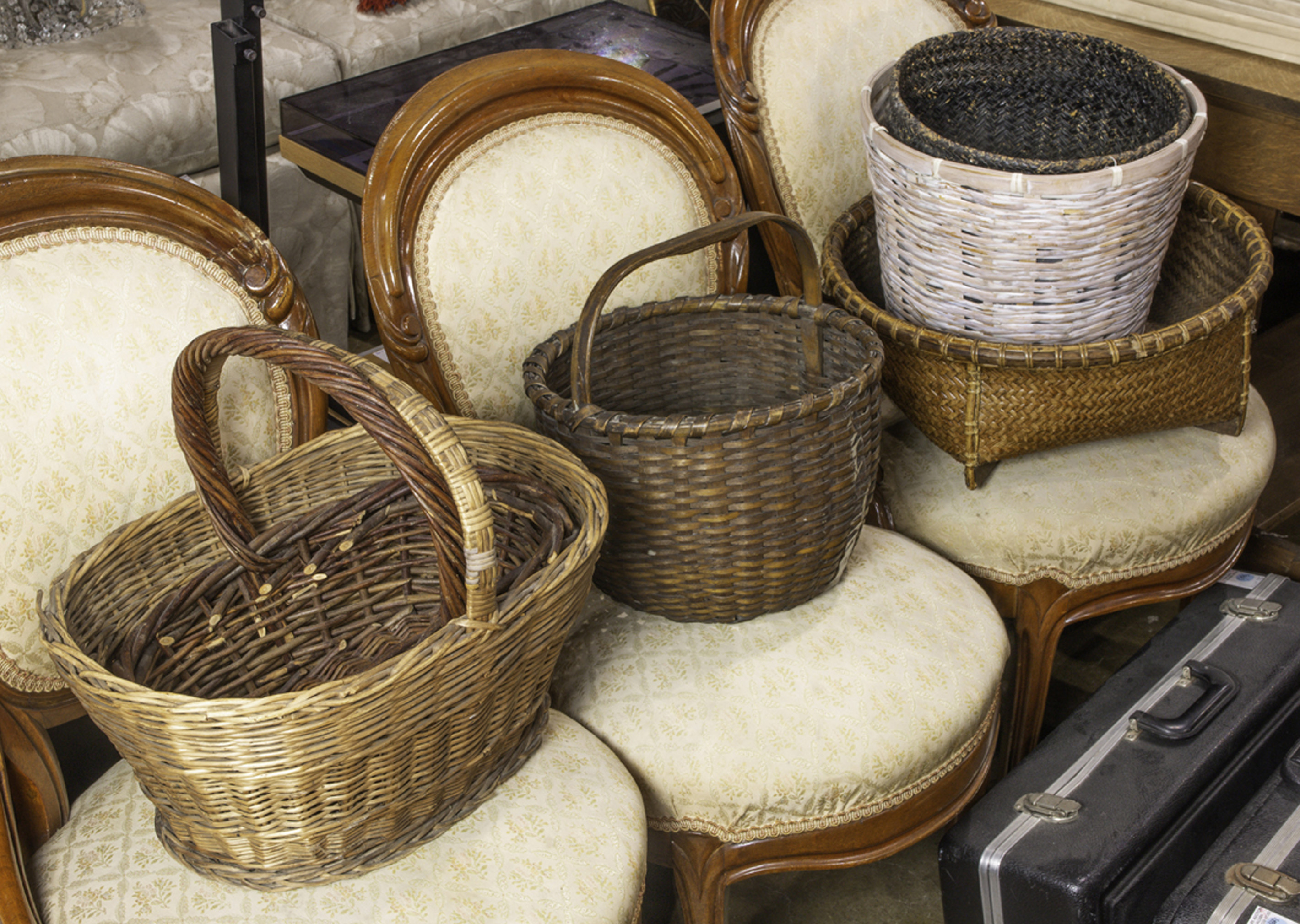 (LOT OF 6) BASKETRY GROUP INCLUDING