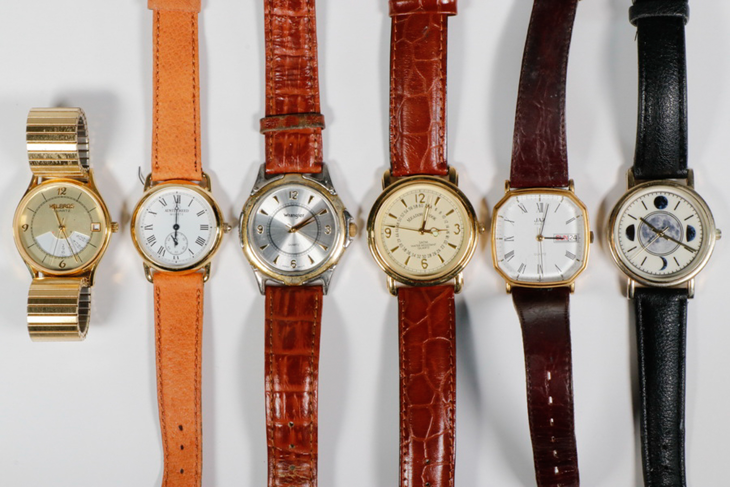 LOT OF (6) MENS DRESS WATCHES