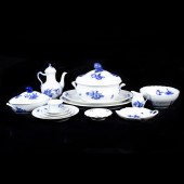 (LOT OF 62) A ROYAL COPENHAGEN
