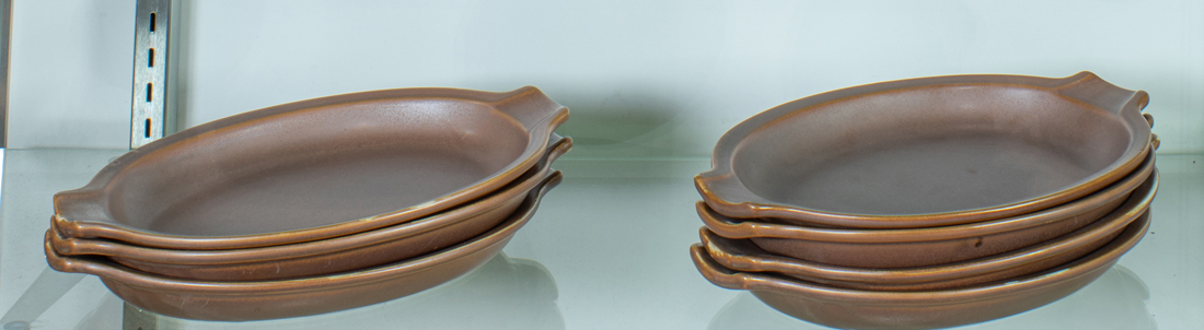 (LOT OF 7) HALL STONEWARE STEAK