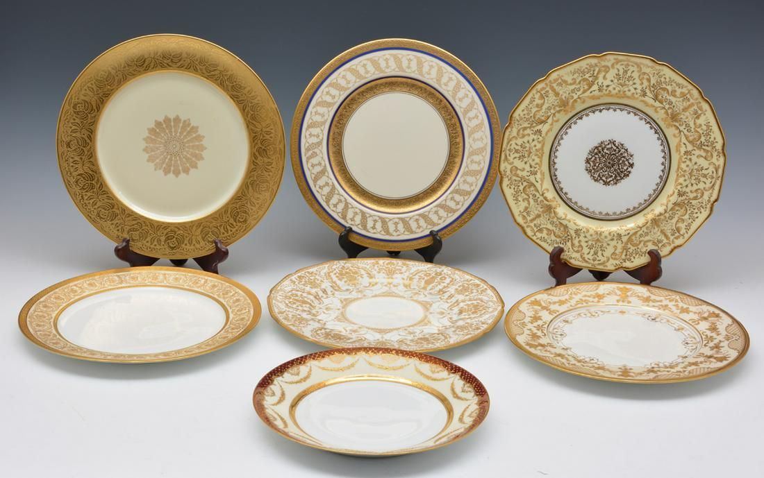LOT OF 7 SERVICE PLATESLot of 7