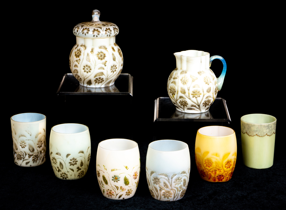 (LOT OF 8) AMERICAN ART GLASS,