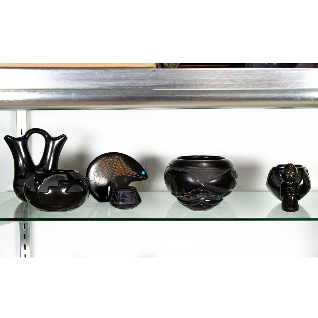 (LOT OF 8) BLACKWARE POTTERY