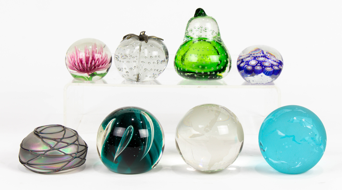 (LOT OF 8) GLASS PAPERWEIGHTS