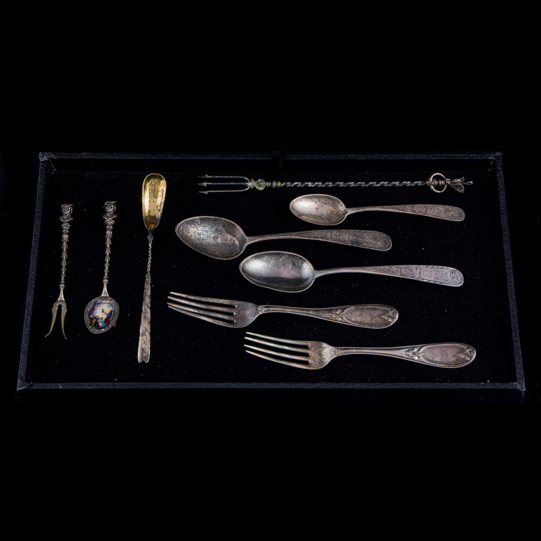 (LOT OF 9) SILVER UTENSILS (Lot