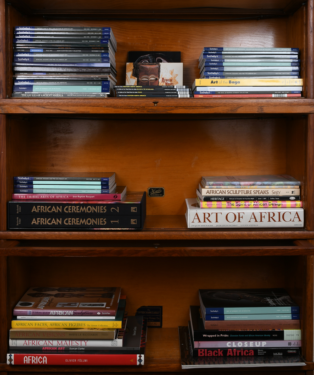 LOT OF AFRICAN TRIBAL REFERENCE
