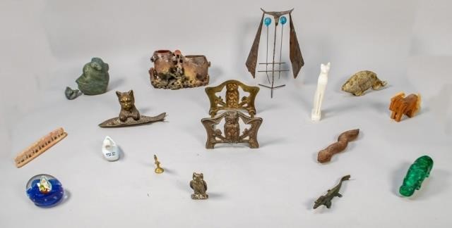 LOT OF ANIMAL ITEMSLot of 16 animal