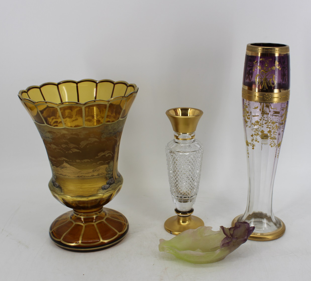LOT OF ART GLASS ITEMS TO INC